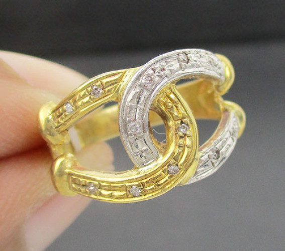 แหวน เพชร ลายเกลียวเชือก ฝังเพชรเบลเยี่ยม 12 เม็ด 0.07 กะรัต ทอง18K สวยมาก นน. 4.36 g