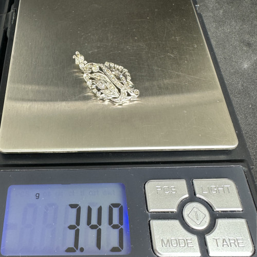 จี้ เพชรโบราณ เพชร 1/0.10 ct ฝังเพชรกุหลาบ 56/0.56 ct งานทองขาวโบราณ(ปาหะ) นน. 3.49 g 6