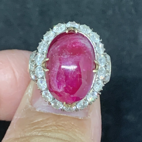 แหวน ทับทิม พม่า ดิบ (Unheat) 12.80 ct ฝังเพชร 24/1.50 ct ทองK 2 สี ขนาด 52 พร้อม Cert. นน. 7.91 g