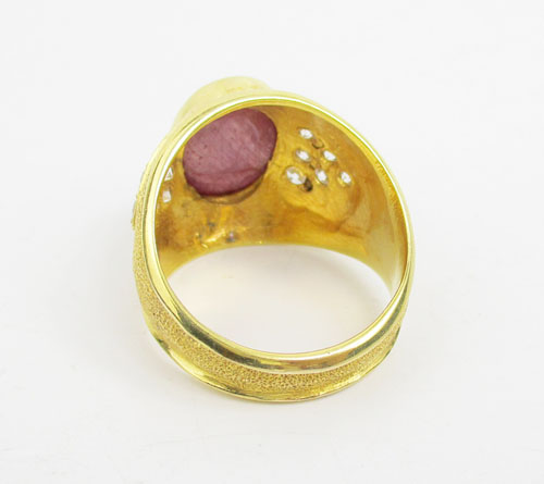 แหวน ทับทิม หลังเบี้ย ฝังพลอยขาว ทอง90 งานเก่า หลุดจำนำ สวยมาก นน. 11.32 g 2