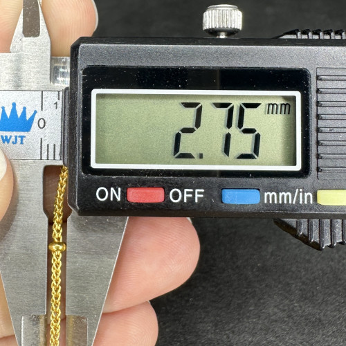 สร้อยคอ ทอง96.5 ลายสี่เสา รอบเส้น คั่นเม็ดกลม ครึ่งหน้า ความยาว 18 นิ้ว นน. 7.61 g 7