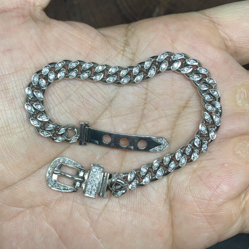 สร้อยข้อมือ เพชรรอบ ฝังเพชร 95 เม็ด 0.95 กะรัต งาน PT900 ยาว 17.50 - 18.50 ซม. นน. 34.96 g 3