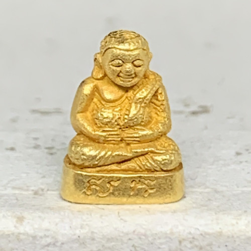 พระสังกัจจายน์ สก. เนื้อทองคำ (ทอง78.29%) ลอยองค์ ครบ 5 รอบ มหาราชินี ปี 2535 นน. 3.83 g