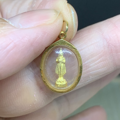 พระปางรำพึง ประจำวันศุกร์ กะไหล่ทอง เลี่ยมทอง60-70% นน. 0.80 g