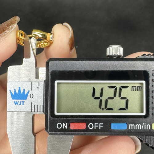 ต่างหู ห่วง เพชรเดี่ยว 2 เม็ด 0.16 กะรัต ทอง18K นน. 3.80 g 7