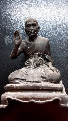 รูปหล่อลพ.พุฒขนาด5นิ้วรุ่น1