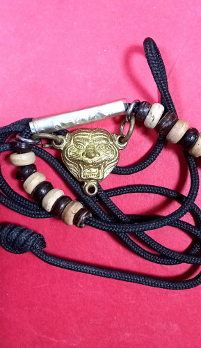 สร้อยคอชุดตะกรุดหน้าเสื้อลพ.เพี้ยน วัดเกริ่นกฐิน มีโค๊ต จ.ลพบุรี 