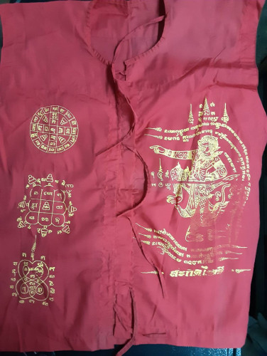 เสื้อยันต์สะกดไพรรีสะท้านไตรภพตัวใหญ่