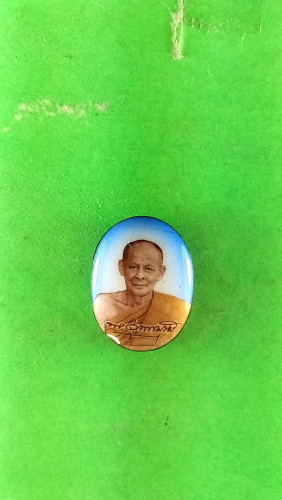 ล็อกเก็ตครึ่งองค์จิ๋วสองหน้า 