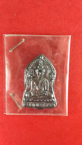 .พระพุทธชินราชใบเสมาเนื้อสังขวานรสวยมาก