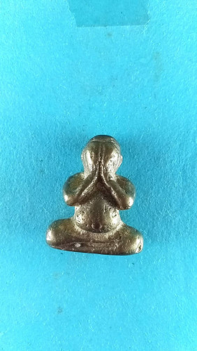 รูปหล่อพระปิดตาเนื้อระฆังรุ่น1มีจาร