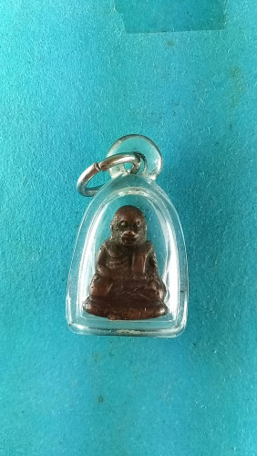 รูปหล่อจิ๋วลพ.เงินรุ่นปืนแตกปี28สวยมากหาจาก