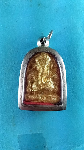 พระพิเนศผงปิดทองโบสถ์พราหมณ์ปี45