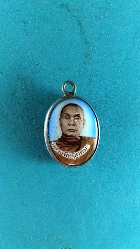 .ล็อกเก็ตครึ่งองค์เล็กสำหรับสตรีรุ่น1