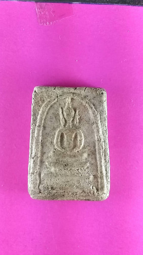  สมเด็จหูบายศรีแช่น้ำมนต์ปี95อย่างหนาเคยพบแบบบรรจุตะกรุดด้วยปัจจุบันนี้ไม่เคยเจออีกเลย แต่ขอบอกสมเด็