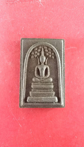 สมเด็จปรกโพธิ์เนื้อผงยามีเกศา