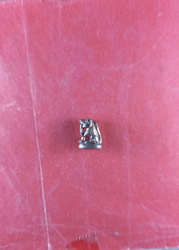 พยัคฆ์เขี้ยวดาบจิ๋วรุ่นสร้างพระอุโลสถสำริตแดงปี51 