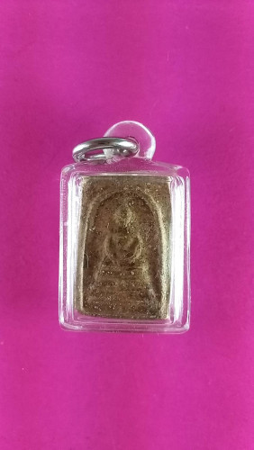 สมเด็จคะแนนหลังตราโล่ห์ วัดแจ้งปี06 (พิธีร่วมวัดประสาทฯ) ดูง่ายมีคราบน้ำมนต์สวยมาก 