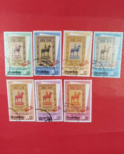 ชุดรัชกาลที่5ทรงม้าชุด7ดวง