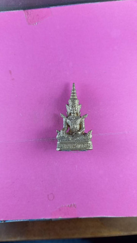 รูปหล่อพระพุทธทรงเครื่องวัดยะมณีศรีปทุมเก่าสวยมาก