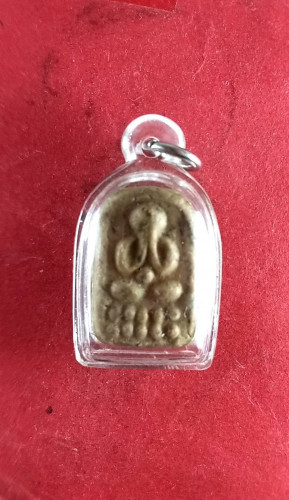 พระปิดตาพิมพ์เล็บมือปี31มีเกศา 