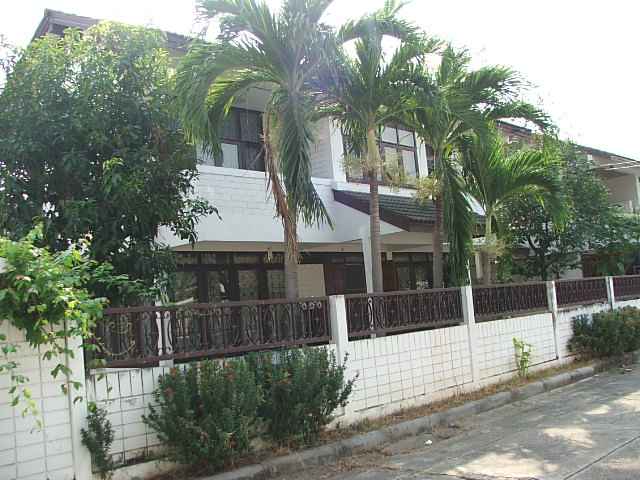 (ให้เช่าแล้ว) บ้านเช่าพหลโยธิน / บ้านเดี่ยว 2ชั้น หมู่บ้านราชตฤณมัย ติดLOTUS-สะพานใหม่ ใกล้อนุเสาวรี 2