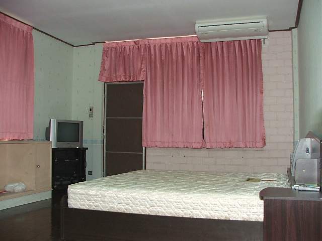 (ให้เช่าแล้ว) บ้านเช่าพหลโยธิน / บ้านเดี่ยว 2ชั้น หมู่บ้านราชตฤณมัย ติดLOTUS-สะพานใหม่ ใกล้อนุเสาวรี 6