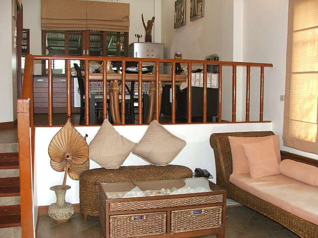 (บ้านเช่าไปแล้ว) บ้านเช่าศรีนครินทร์ / Home Office ให้เช่า บ้านกลางเมืองใกล้สี่แยกอ่อนนุช บ้านสวยมีเ 3