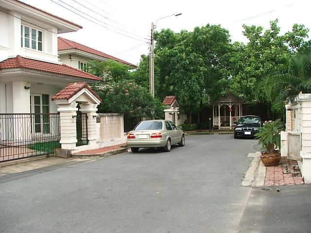 (ให้เช่าแล้ว) บ้านเช่าอุดมสุข / บ้านเดี่ยวโครงการของแลนด์เฮาส์ หมู่บ้านมัณฑนาสวนหลวง สุขุมวิท 1