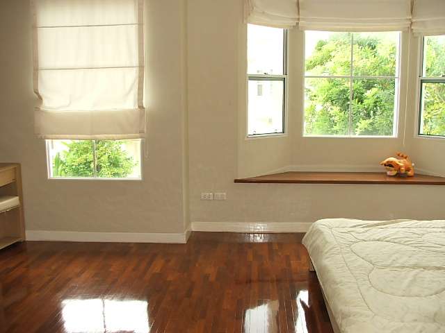 (ให้เช่าแล้ว) บ้านเช่ารังสิต / บ้านสวย ให้เช่า เฟอร์ครบ ม.มัณฑนา คลอง2  โครงการLandHou 17