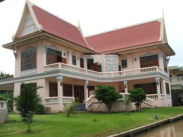 (บ้านเช่าไปแล้ว) บ้านเช่าราชพฤกษ์ / บ้านทรงไทยติดแม่น้ำ บรรยากาศสุดยอด หลังบ้านติดแม่น้ำ