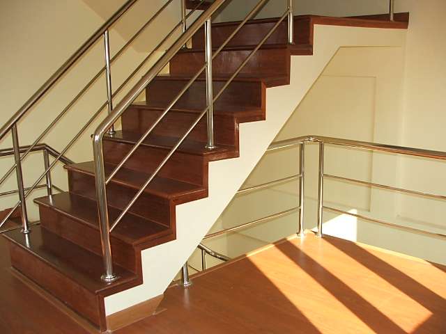 (ให้เช่าแล้ว) บ้านเช่าสุขุมวิท / HOME OFFICE ให้เช่าถูกมั่กมาก ใหม่เอี่ยม 3 ชั้นทำเลดี 6