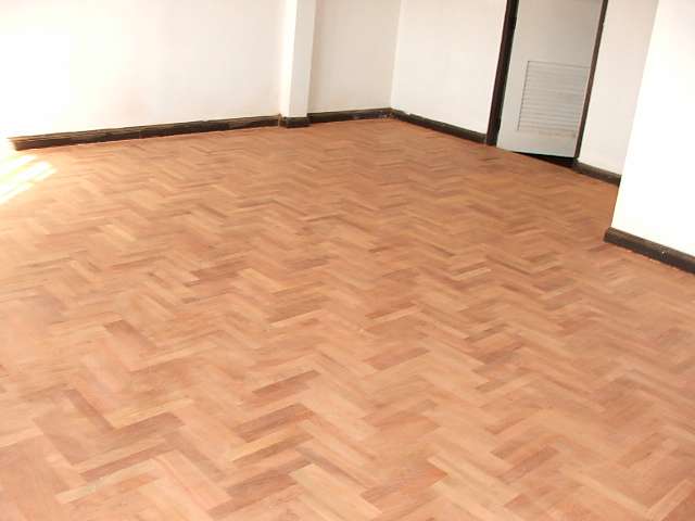 (ให้เช่าแล้ว) บ้านเช่าแจ้งวัฒนะ / HOME OFFICE ให้เช่า กว้างขวาง โอ่โถง  อยู่ใกล้ Software Park 4