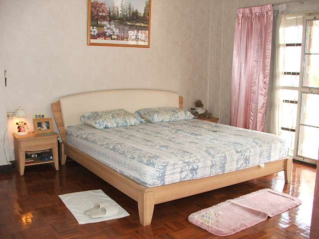 (มีผู้เช่าแล้ว) บ้านเช่าลาดพร้าว / บ้านเดี่ยวให้เช่า ลาดพร้าว 71 หมู่บ้านกฤติกร กว้างขวาง 4 ห้องนอน 3