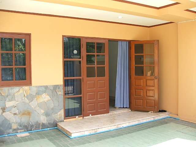 (ให้เช่าแล้ว) บ้านเช่าแจ้งวัฒนะ / HOME OFFICE ให้เช่า กว้างขวาง โอ่โถง  อยู่ใกล้ Software Park 2