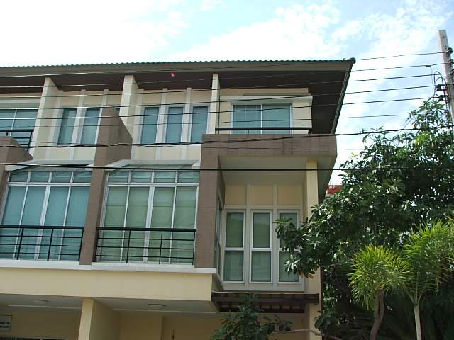 (มีผู้เช่าแล้ว)บ้านเช่าแจ้งวัฒนะ / HOME OFFICE ให้เช่า พร้อมเฟอร์ VISTA Park วิภาวดี จอดรถได้หลายคัน 3