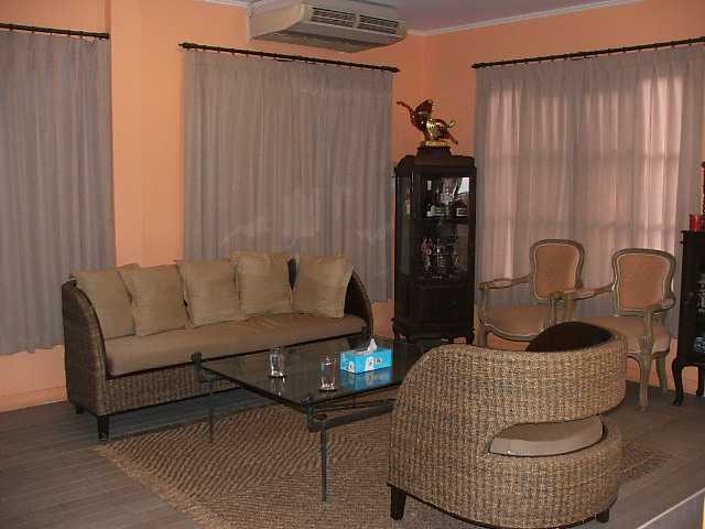 (บ้านเช่าไปแล้ว) บ้านเช่าศรีนครินทร์ / ให้เช่าบ้านสวย! ตกแต่งเพียบบ หมู่บ้านมัณฑณา ใกล้ห้างคาร์ฟู ถน 2