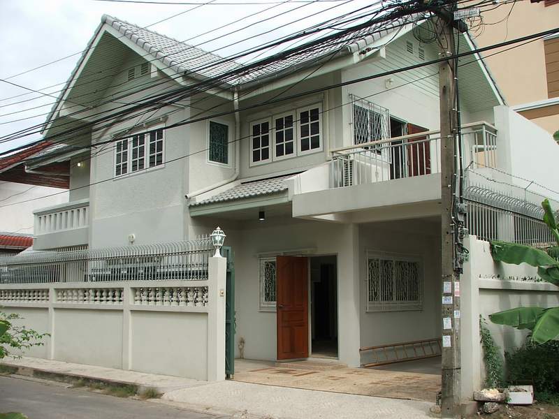 (บ้านเช่าไปแล้ว) บ้านเช่าลาดพร้าว-โชคชัยสี่ / บ้านเดี่ยวกว้างขวางทำเลดี บ้านสวยปรับปรุงใหม่จอดรถได้ 2