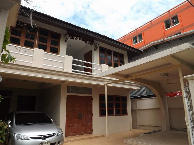 (บ้านเช่าไปแล้ว) บ้านเช่าติวานนท์ / บ้านเดี่ยวสภาพดี พื้นที่ใช้สอยเยอะมาก ใกล้แยกติวานนท์-สามัคคี 2