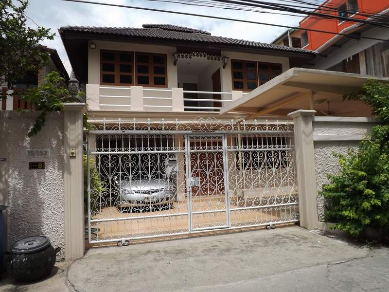 (บ้านเช่าไปแล้ว) บ้านเช่าติวานนท์ / บ้านเดี่ยวสภาพดี พื้นที่ใช้สอยเยอะมาก ใกล้แยกติวานนท์-สามัคคี 1