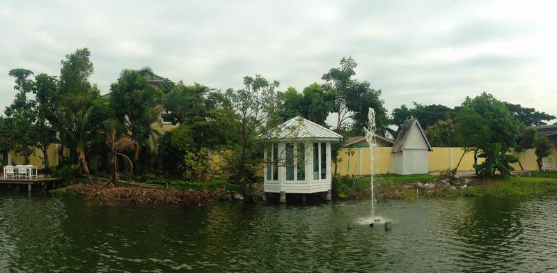 (บ้านเช่าไปแล้ว) บ้านเช่ากรุงเทพกรีฑา / บ้านเช่าสวยมาก สไตล์รีสอร์ท พร้อมทะเลสาบและสระว่ายน้ำส่วนตัว