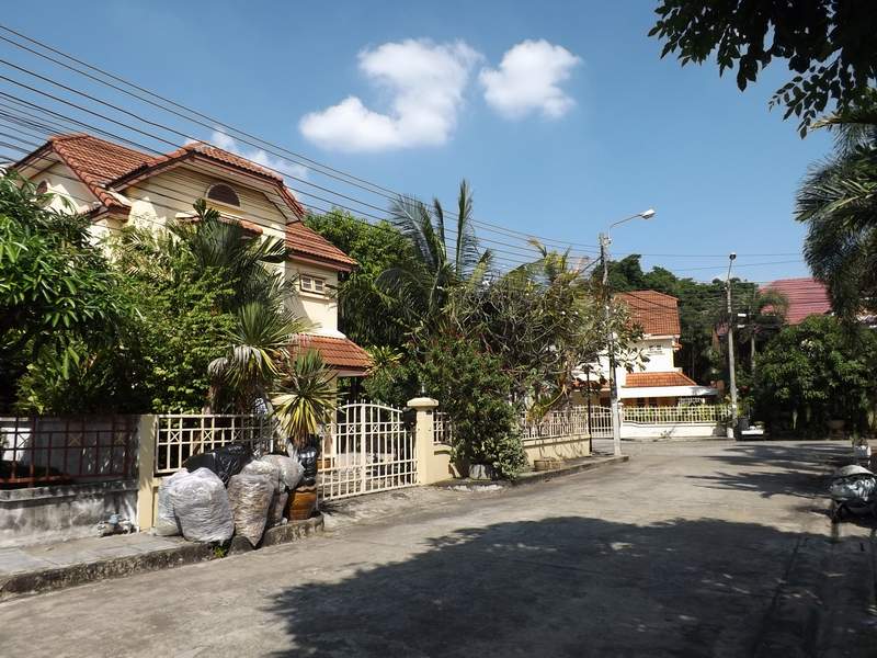 (บ้านเช่าไปแล้ว) บ้านเช่ารามคำแหง150 / บ้านเดี่ยวให้เช่าราคาถูก เฟอร์ครบอยู่ได้เลย หมู่บ้านธารารมณ์ 1