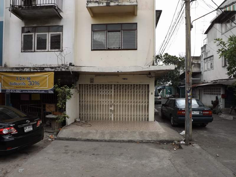 (บ้านเช่าไปแล้ว) ตึกแถวให้เช่าจรัญ13 / ให้เช่าราคาถูกมาก! ทำเลค้าขาย หลังมุมมีที่จอดรถ ติดถนนจรัญ13 7