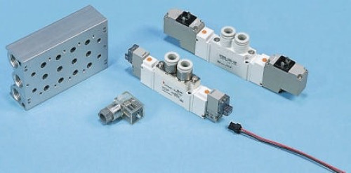 KM14-06-08-02S-3 : SMC KM14 4 Outlet Pneumatic Manifold Fitting NPT