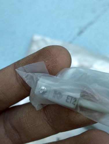 REED SENSOR PROXIMITY SWITCH MODEL: ET2 ราคา 3,176.80 บาท