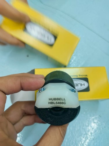 HUBBELL MODEL: HBL5466C PLUG HUBBELL 20A 250V ราคา 1,820.00 บาท