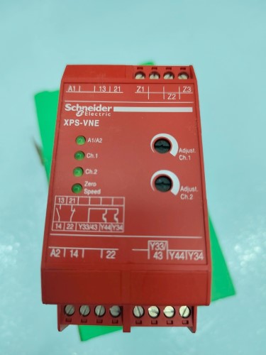 Zero Speed Detection SCHNEIDER ZERO SPEED DETECT MODEL: XPSVNE3742P 230VAC ราคา 28,000 บาท