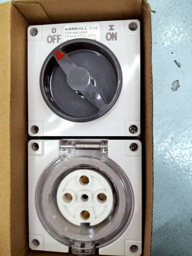 WARWOLL INDUSTRIAL COMBINATION SWITCH SOCKET MODEL: 56CV540 5PIN 40A ...
