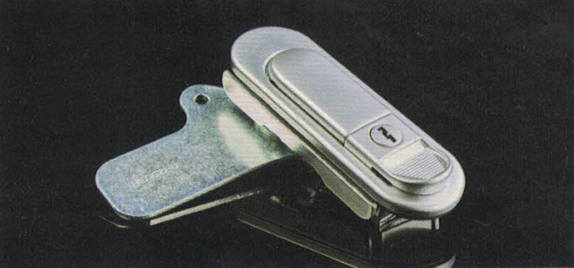 TAMCO TAMLSW-006 กุญแจคอนโทรลสีเงิน ขนาดเล็ก ราคา 150 บาท