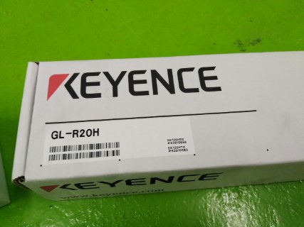 KEYENCE GL-R20H ราคา 14000 บาท